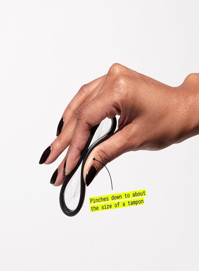 فليكس مجموعة فوط فليكس اليومية (٥٠ فوطة) وأقراص فليكس للدورة الشهرية (١٢ قرصًا) | بديل مناسب للمبتدئات للفوط الصحية | يساعد على التخلص من الروائح الكريهة | سعة القرص تعادل ٥ فوط صحية فائقة - Image 2